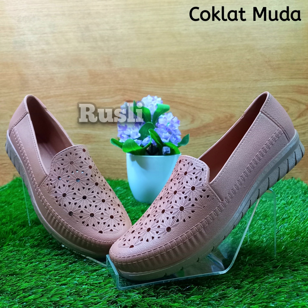 (COD) Sepatu Slip On Wanita Karet Lembut ATT SLN 495