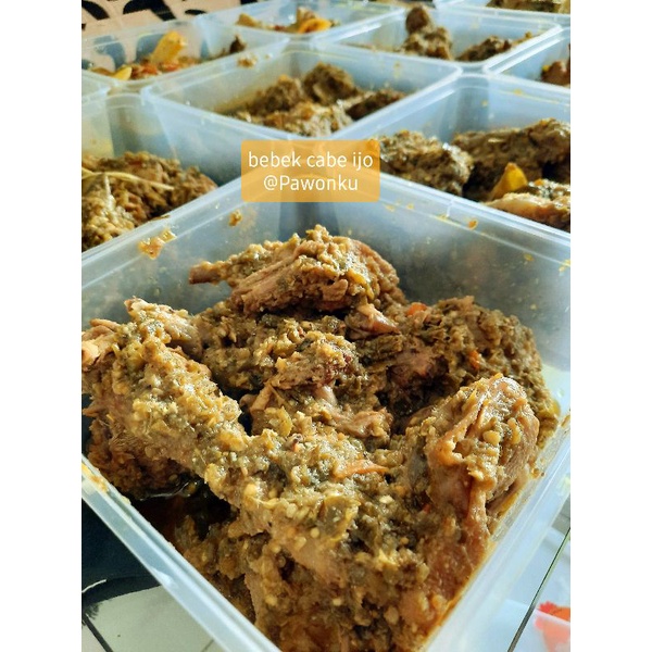 

Bebek Cabe Ijo/siap santap/siap saji/per box isi 1ekor