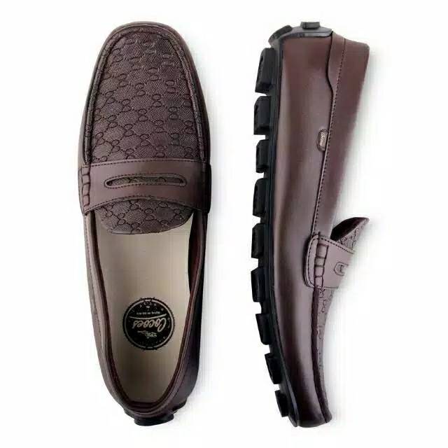 Sepatu Casual kantoran Pria Cocoes Lavio Hilton Warna Sepatu Casual kantoran Pria Cocoes Lavio Hilton Warna