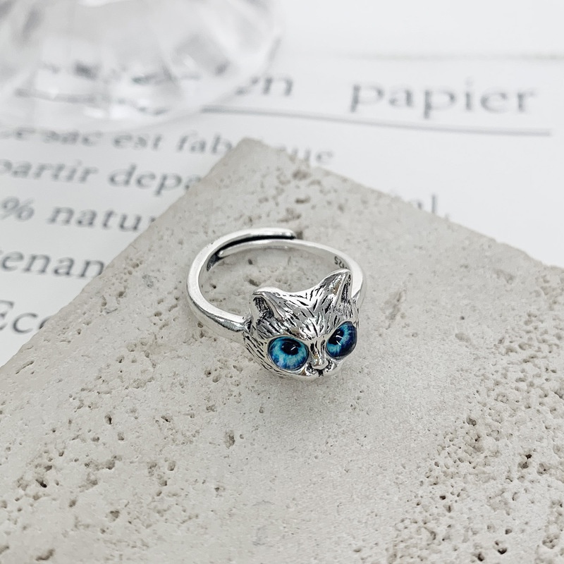 Cincin Bentuk Kucing Mata Biru Gaya Vintage Adjustable Untuk Unisex