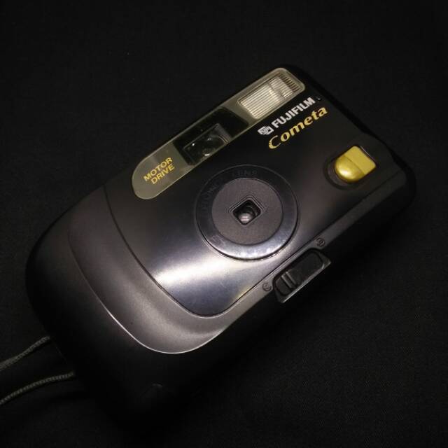 KAMERA ANALOG - FUJIFILM COMETA