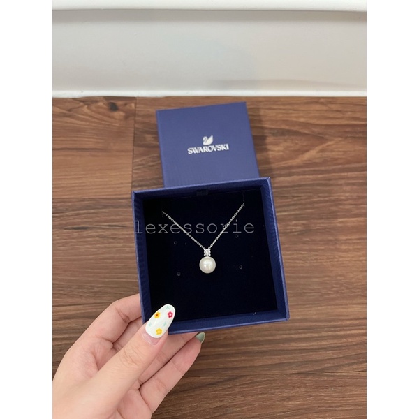 Swarovski Treasure Pearl Pendant Necklace - kalung wanita