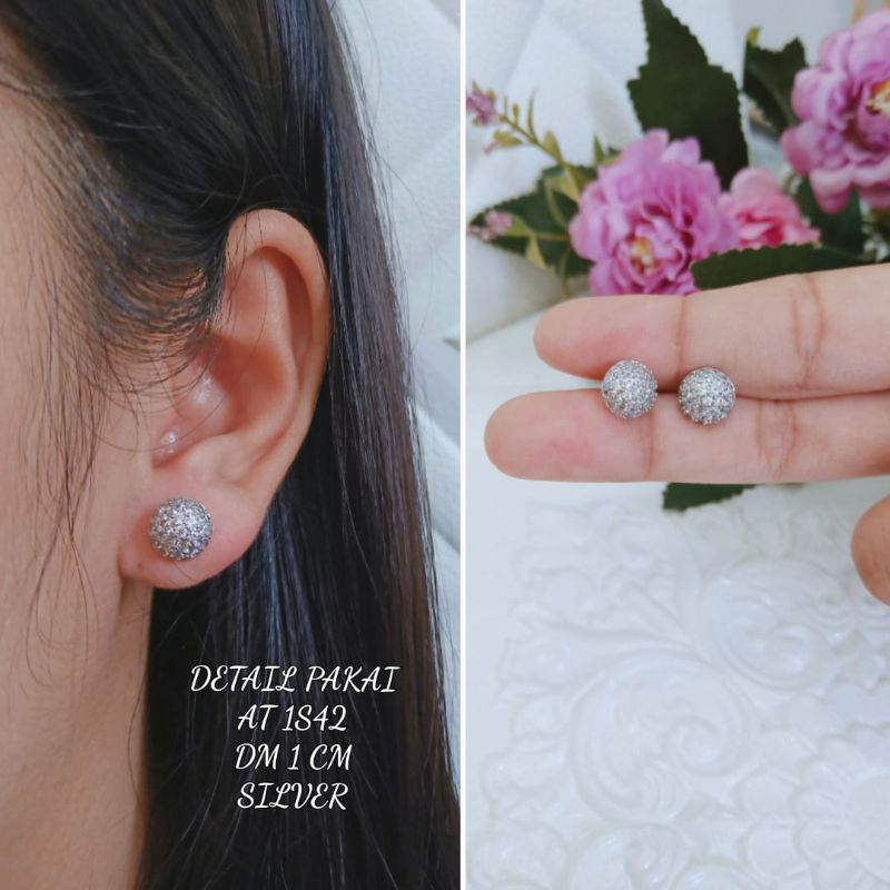 Anting Titanium Wanita Model Berlian Blink Fashionanable(GBS)