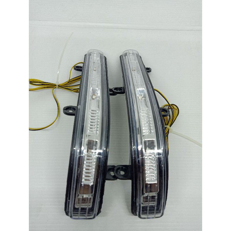 Lampu sein sepion all new Avanza 2012-2018 / Grand new Innova 2012-2015 original