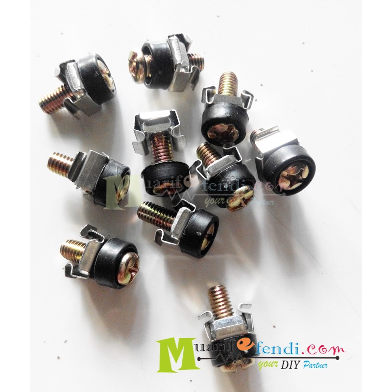 MUR BAUT Besi lis Siku Lubang rak hardcase