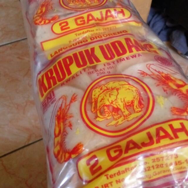 Kerupuk Udang 2 Gajah Ukuran Sedang 1 Bal 20 Bungkus X 250 Gr Shopee Indonesia