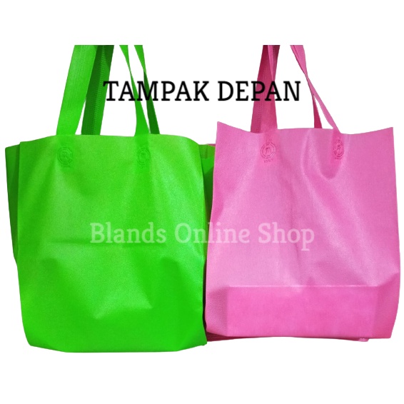 Tas Kotak Makanan Spunbond 22 x 23 x 25 Goodie Bag 22x23x25