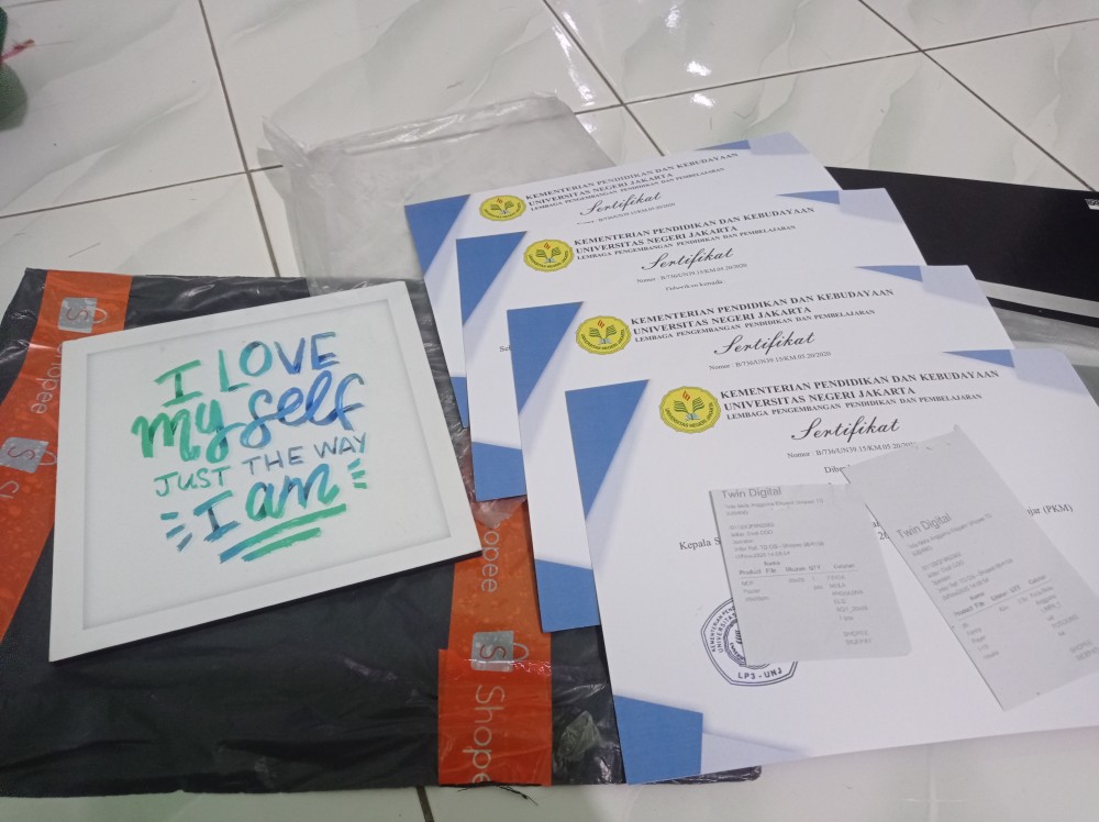 Pajangan Hiasan Dinding Kamar Dekorasi Rumah Beauty Quotes