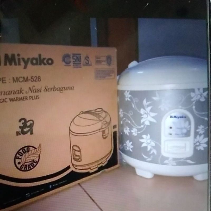 rice cooker miyako 1,8 liter