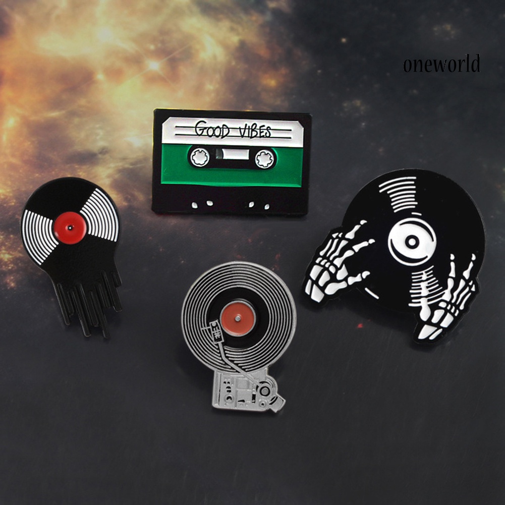 OW@ Retro Phonograph Recording Cassette Tape Vinyl Record Brooch Pin Jacket Badge