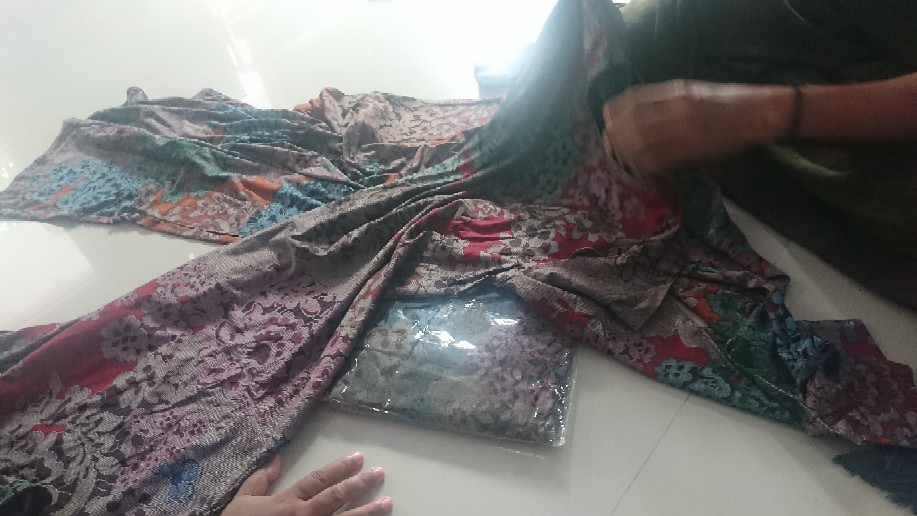 Venya Maxy Gamis Motif Batik Bahan Calvin Jeans Melar Adem Allsize Ld 105 Panjang 136-140 No Busui