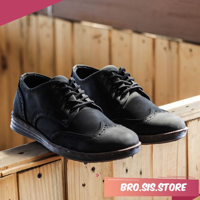 BRAD BLACK | BROSIS x Navara | Sepatu Sneakers Sepatu Cowok Sneakers Pria Sepatu Kasual