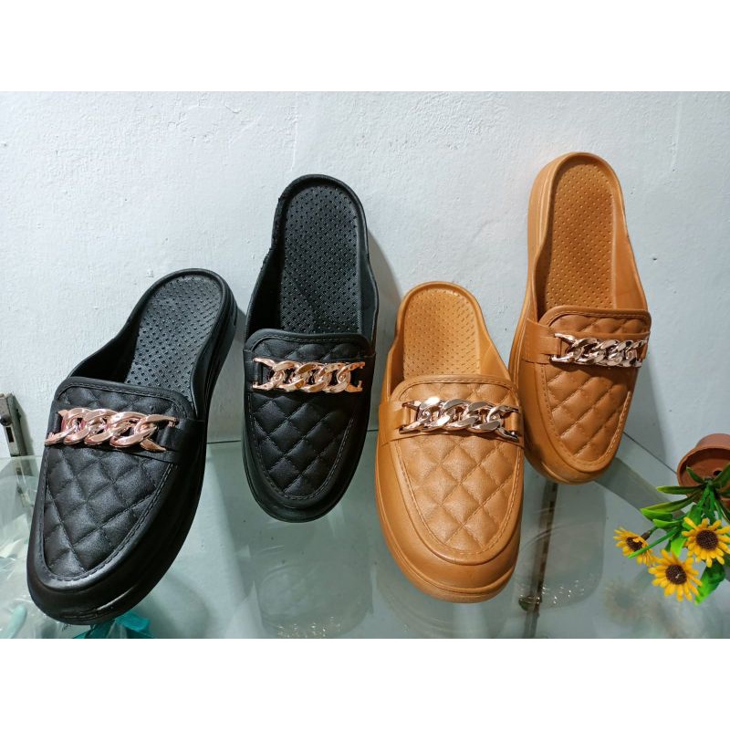 Sepatu slop wanita flat model rantai import bahan jelly