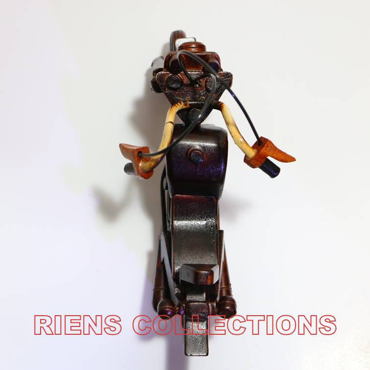 RIENS COLLECTIONS. MINIATUR DIECAST PAJANGAN MOTOR HARLEY DAVIDSON KAYU UKURAN 25X6X12 CM