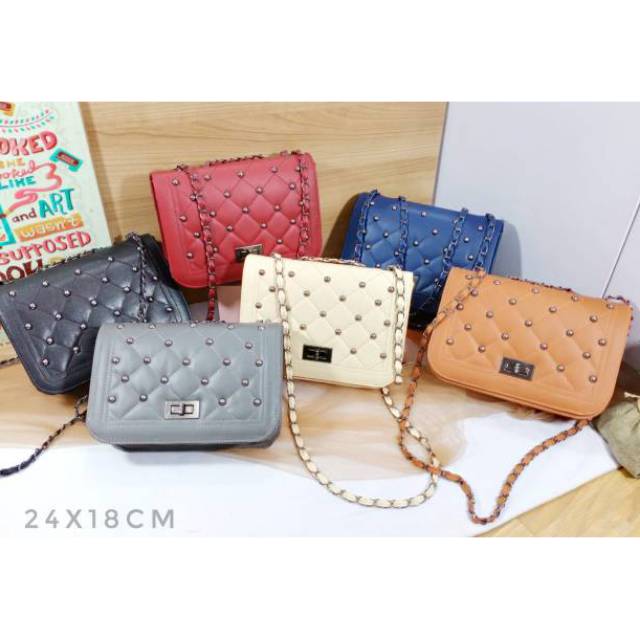 TAS CHANEL KEY STUD // TAS WANITA MURAH TAS WANITA TAS SELEMPANG TAS MURAH SURABAYA TAS KEKINIAN