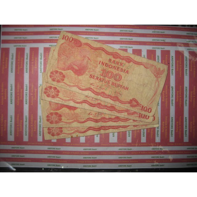 Uang Rp 100  Mahkota Goura Victoria G909