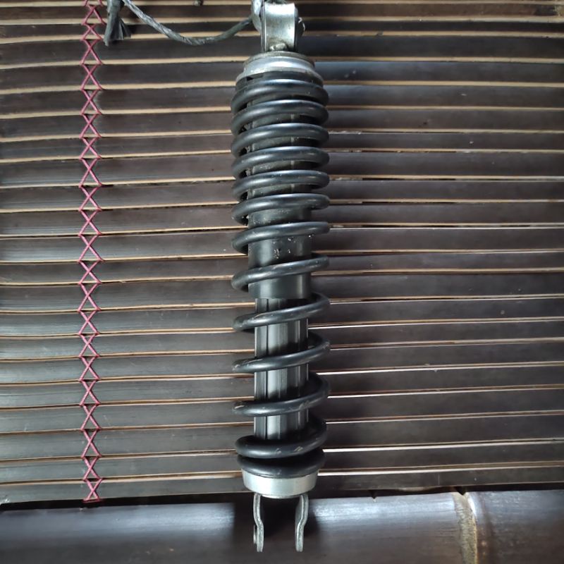 shockbreaker belakang Honda beat Karbu beat injeksi 2014 2015 2017 original murah