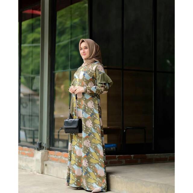 Aqila dress by kaleela