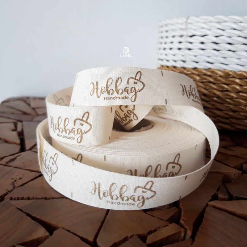 

Label Katun Halus Cream (1warna)