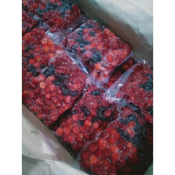 FROZEN MIX BERRY /MIX BERRIES /RASBERY MiX 500GR