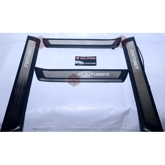 Sill Plate Samping + Lampu All New Fortuner 2016