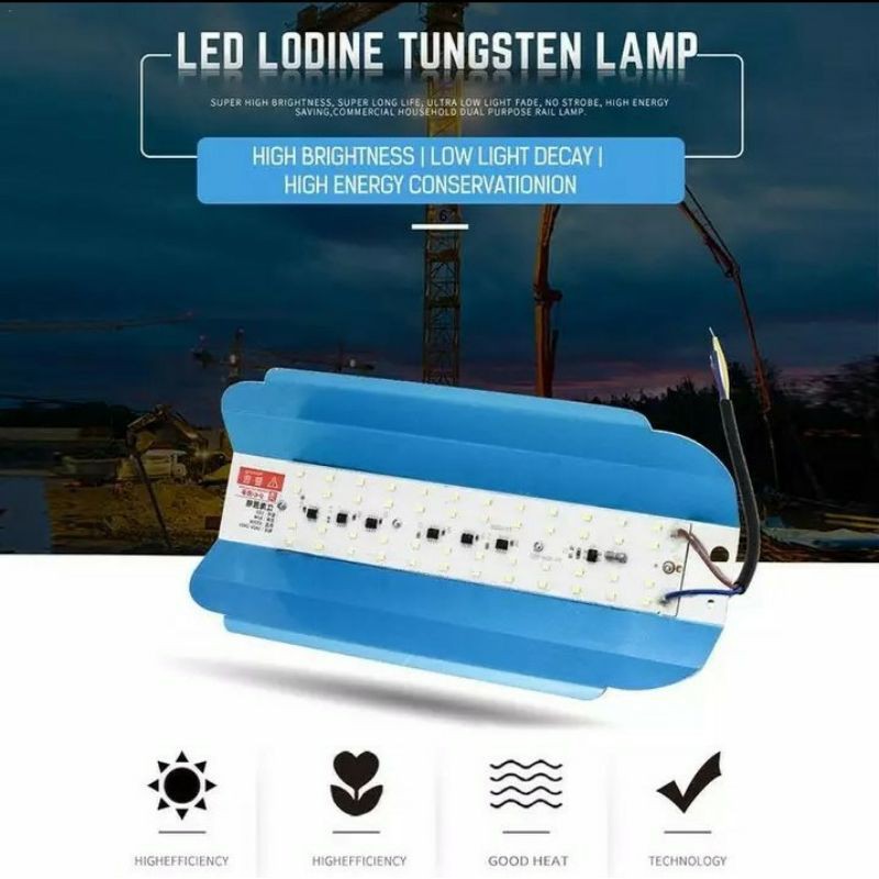 Lampu LED Sorot PJU 50 Watt Lapangan Aluminium Outdoor Waterproop Putih SNI