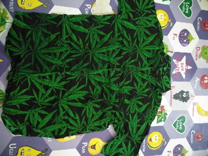Kemeja Ganja Hijau