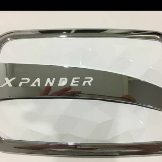 Tank cover mobil xpander model terbaru