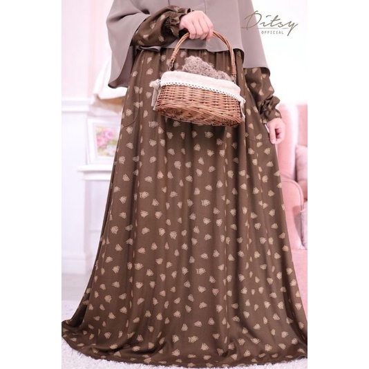 Riven Choco Nightgown size S Ditsy Mar 2022