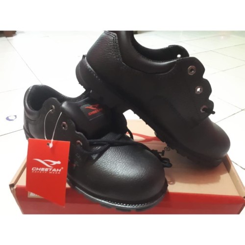 Sepatu Safety Cheetah 2002H FREE Semir Sepatu Kiwi Poles Warna Hitam