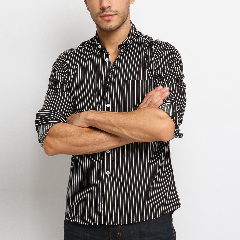 

VENGOZ Kemeja Pria Slim Fit - Jaden Black Stripe Shirt