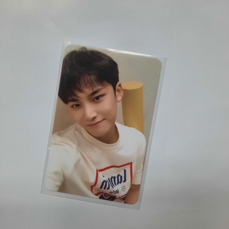 Photocard pc henggarae hana mingyu seventeen
