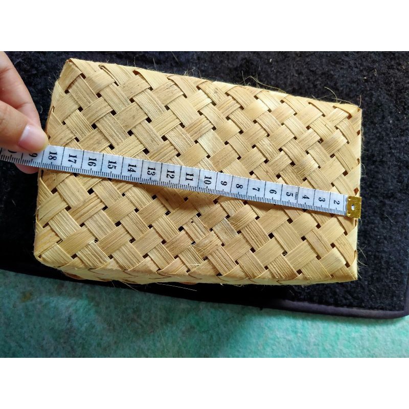 Besek bambu segi panjang