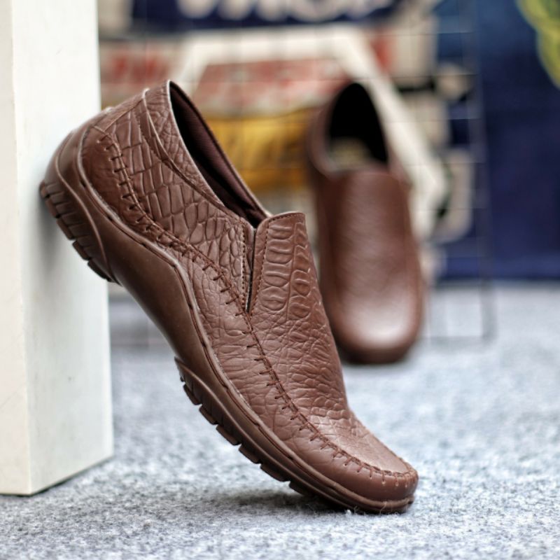 CROCO BROWN Sepatu Pria Casual Kulit Asli Slip On Formal Kerja Kantor Original