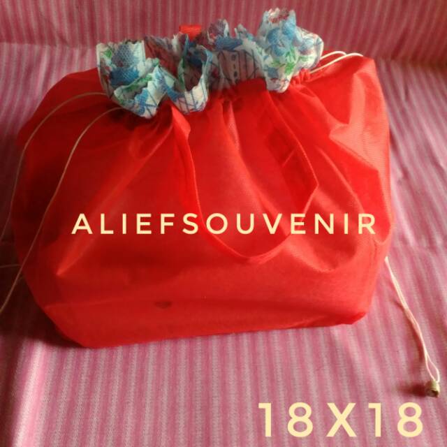 

Tas hantaran berkat serut mawar tipis tas tasyakuran hajatan haji pernikahan khitan