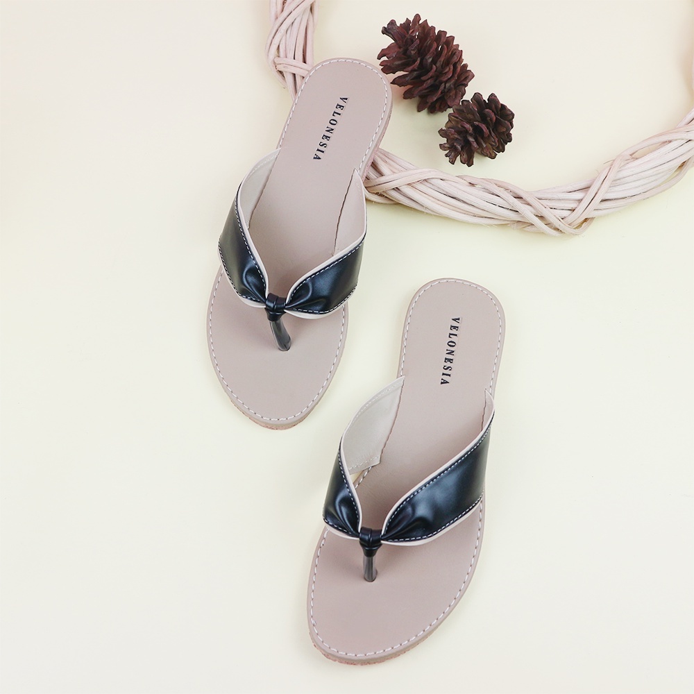 Sandal Jepit Wanita Model Jepit Pita Antli Slip Alas Empuk Sol Karet Nonslip Velonesia - Milse