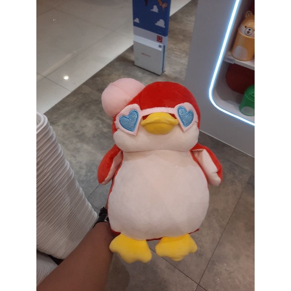 miniso boneka pinguin lucu