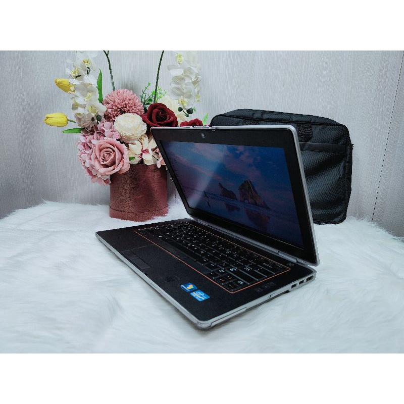 Laptop Design DELL Latitude E6420 Core i5 Gen 2 Ram 4 GB HDD 500 GB Nvidia NVS 4200M Bergaransi