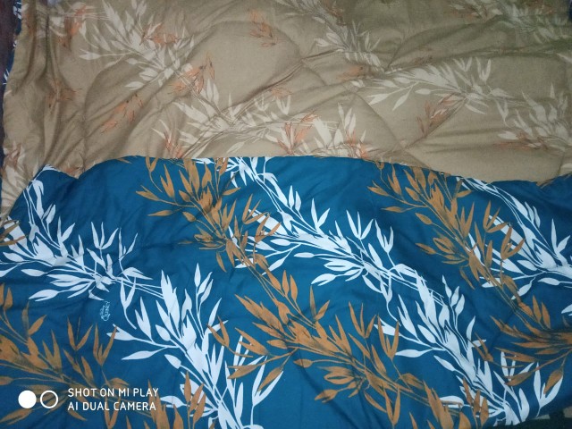 Bedcover Premium Tinggi 30 Cm Vallery Quincy Uk. King & Uk. Queen Motif Classic & Bunga