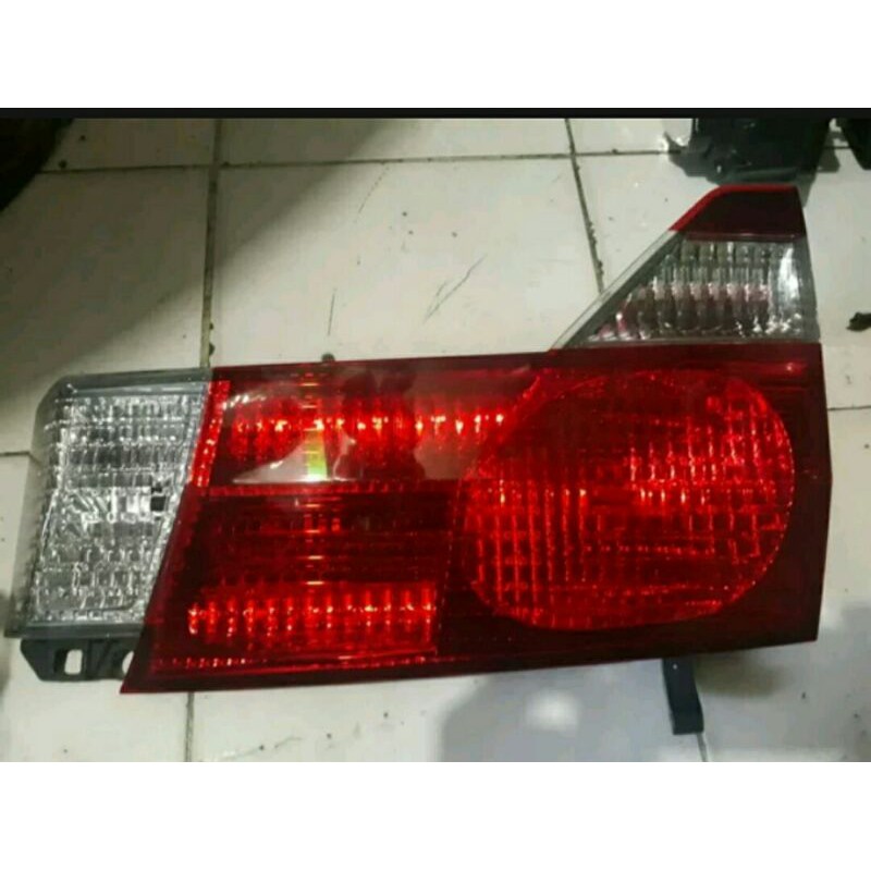 Reflektor bagasi Alphard  2005