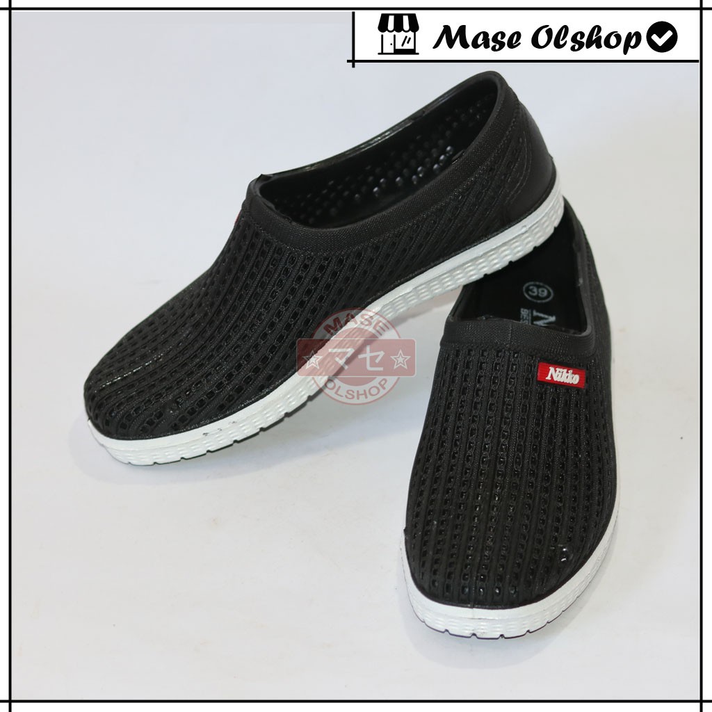 Sepatu Karet Pria Slip On Murah Nikko 8152