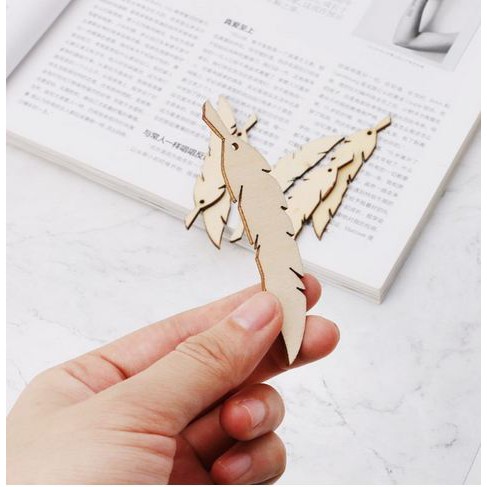 Wooden Embellishments - Feather Shape (10pcs)