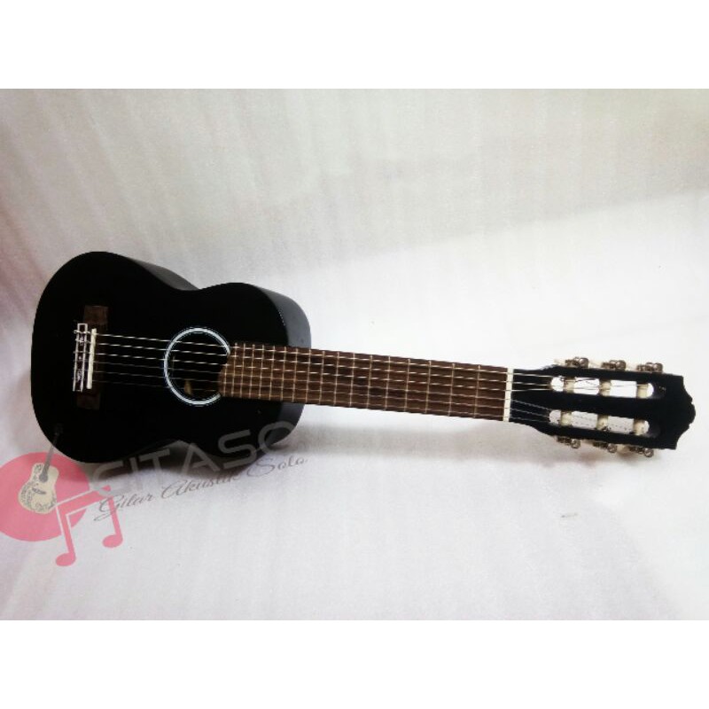 Gitarlele nylon murah /gitar mini senar 6 bunus tas