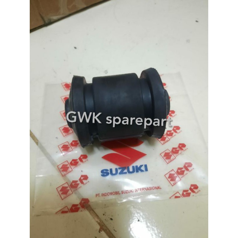 Bush lower arm belakang Suzuki Apv Arena Ori