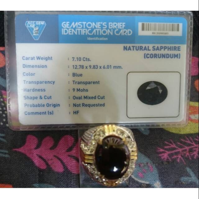 Natural batu saphire corundum