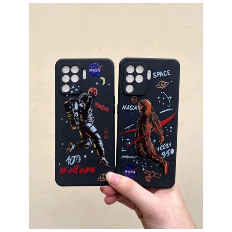 Sotcase Astronot Hitam For Oppo Realme Samsung Vivo Xiomi Iphone - Astronot Case