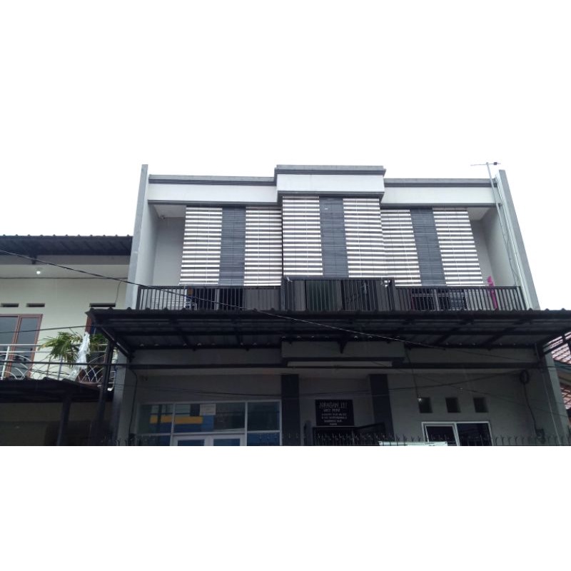krey kayu dan pvc gulung outdoor dan indoor murah meriah dan polos dan motif
