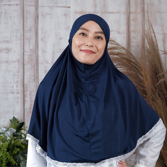 HijabWanitaCantik Hijab Bergo High Quality Premium Plisket Jumbo Premium Super Jersey Hijab Instan J