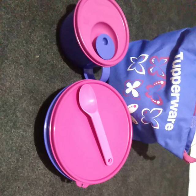 

Tempat makan tupperware.tas+tempat makan uk 1L+wadah sayur uk460ml