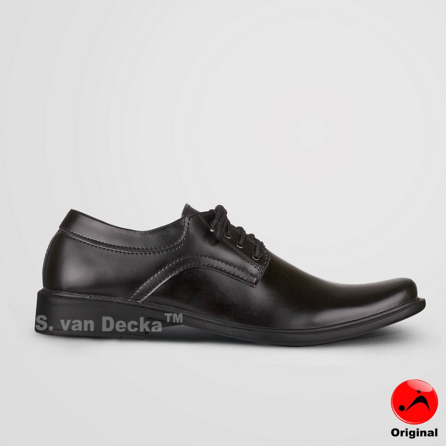 Sepatu Formal Pria Hitam S. van Decka TK021